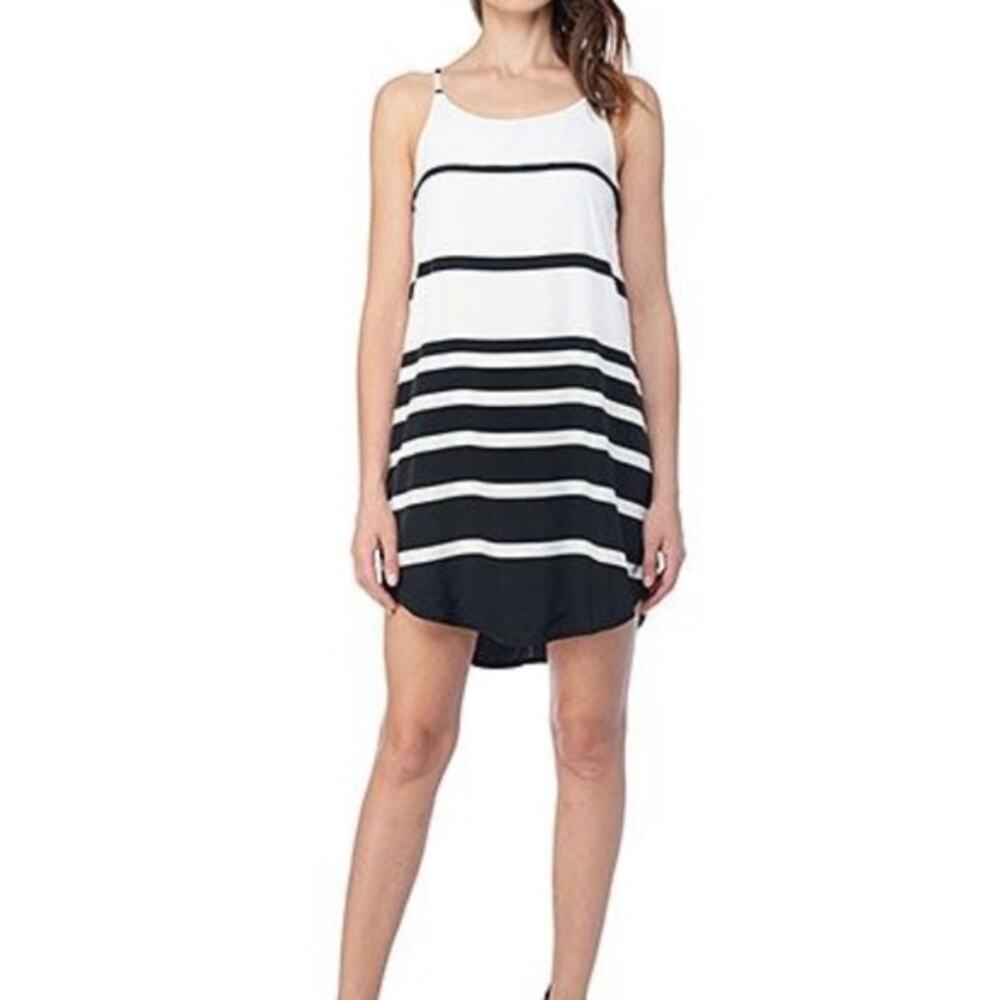 BB‎ Dakota Black and White Striped Dress Size S